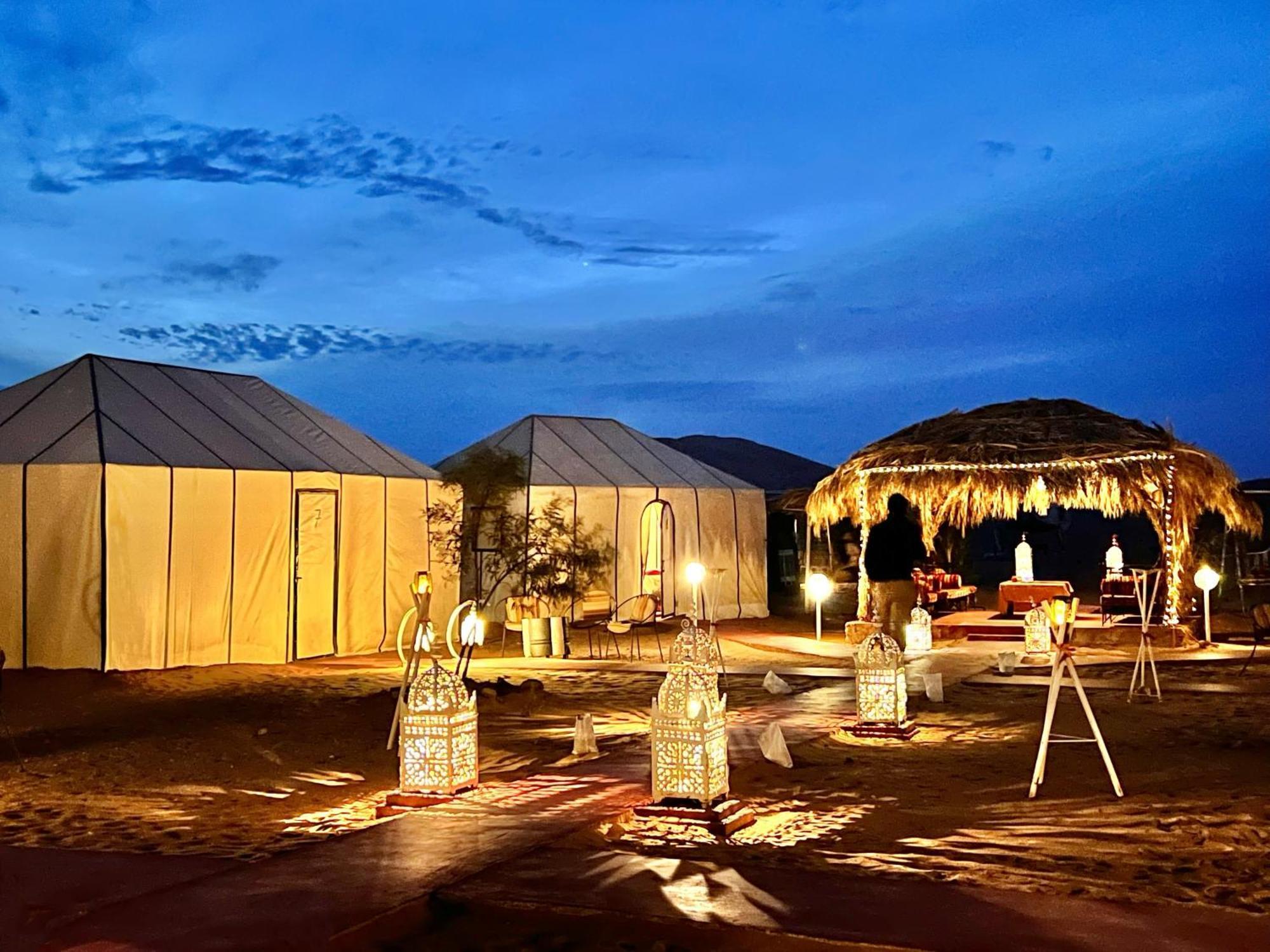 Отель Sahara Dream Luxury Camp Мерзуга Экстерьер фото