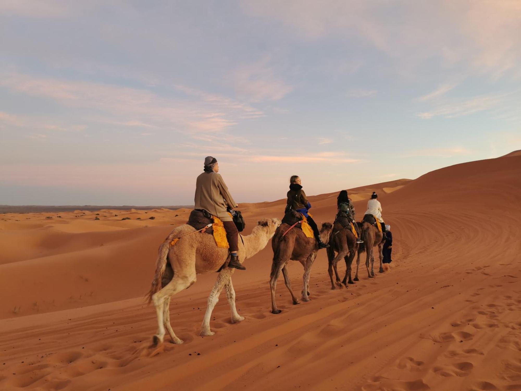 Отель Sahara Dream Luxury Camp Мерзуга Экстерьер фото