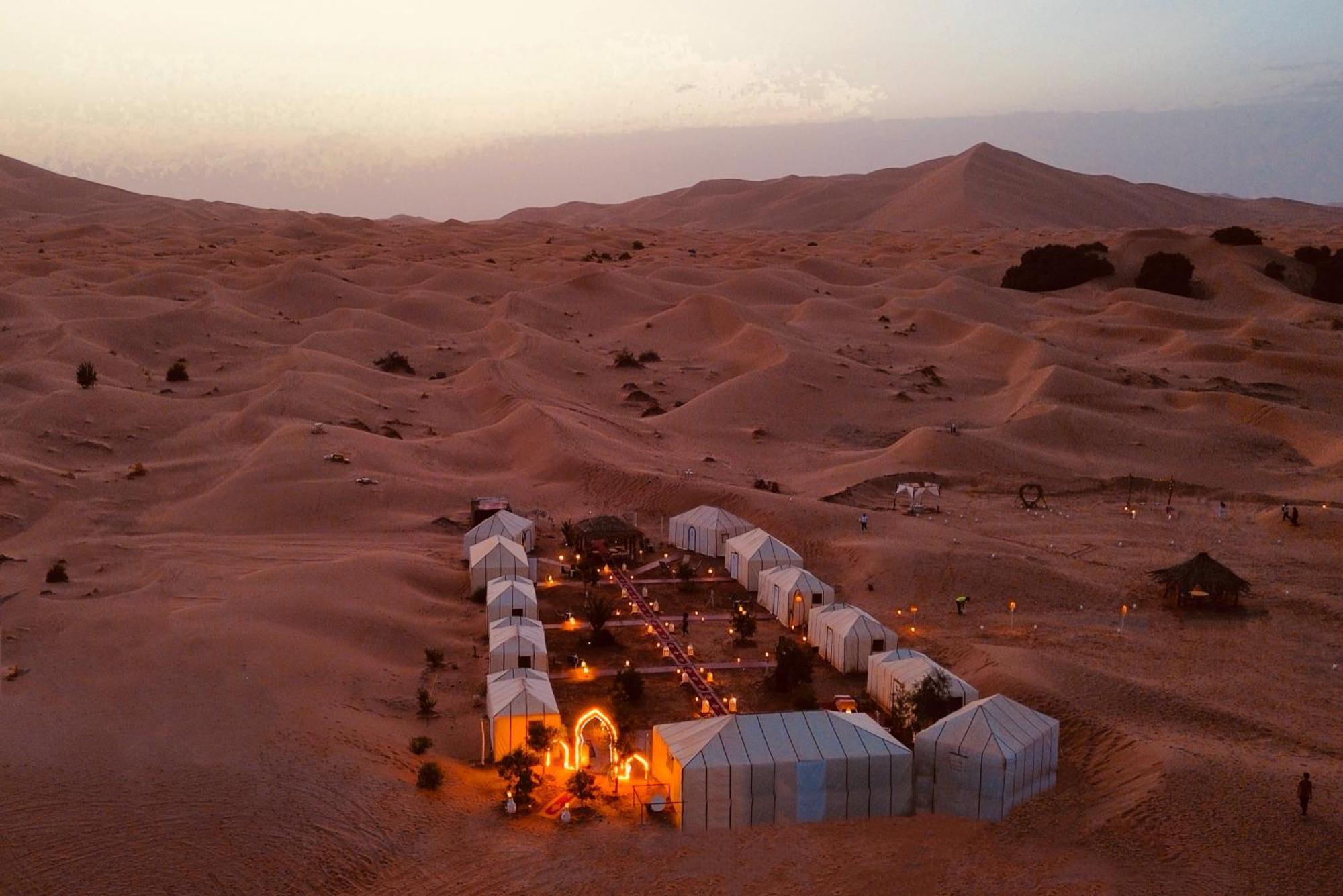 Отель Sahara Dream Luxury Camp Мерзуга Экстерьер фото